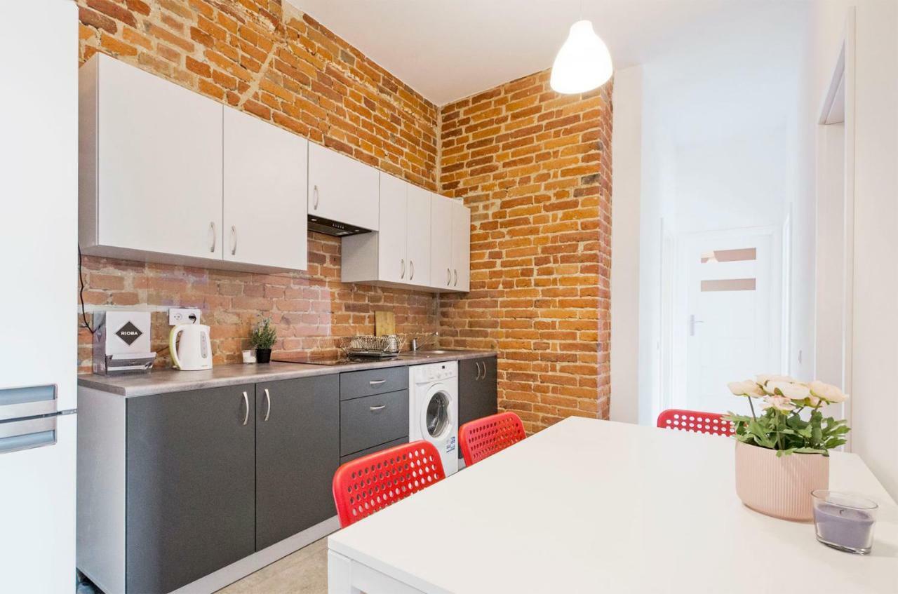 Apartstate Rooms On Wschodnia, 36 Lodź Bagian luar foto